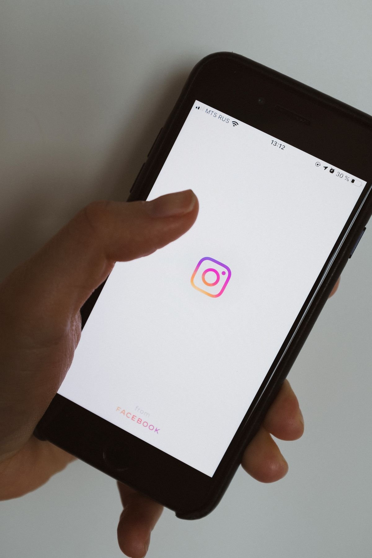 How to grow Instagram for local business in India using a smartphone